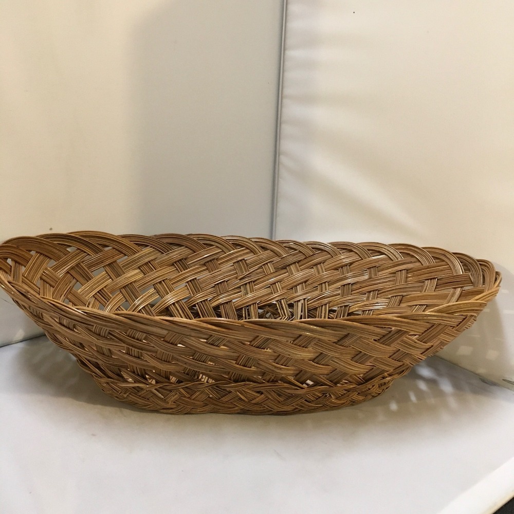 Woven Wicker Basket Large Brown Oval Boho Lattice Asian Bohemian Decor‎ Bread